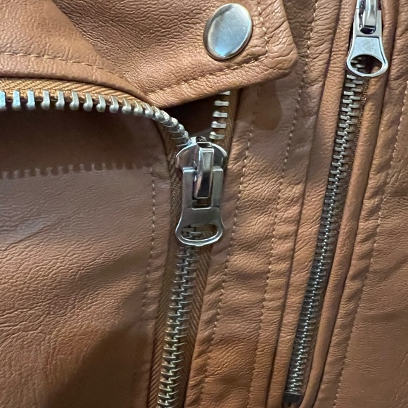 Chocolate USA Tan Faux Leather Moto Jacket – Size M - Picture 4 of 11